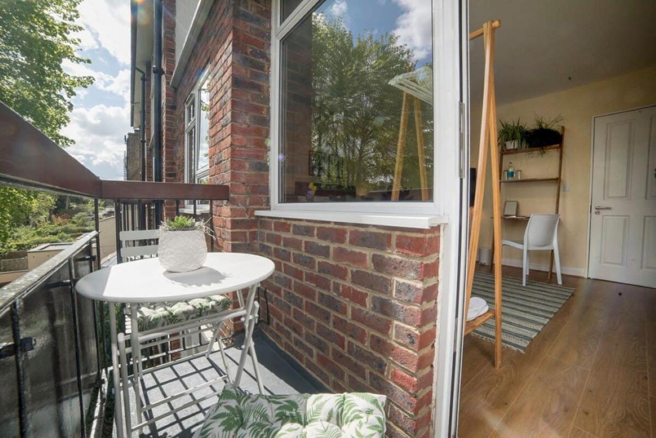 Wilson House - Camden Hostel *